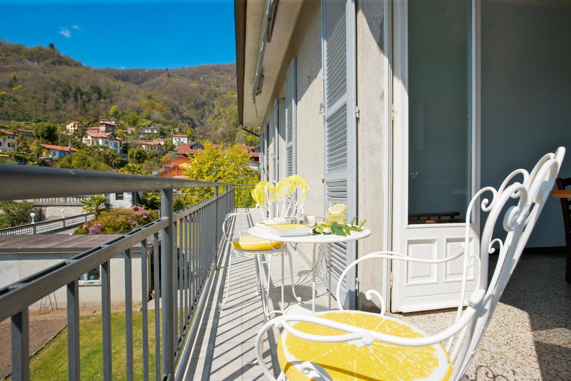 Casa Limoni Appartement Cannero Riviera Buitenkant foto